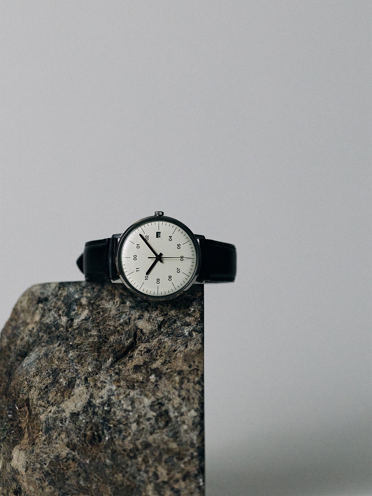 先行予約］SK02-38mm / SS SILVER MIRROR FINISH / WHITE DIAL / BLACK
